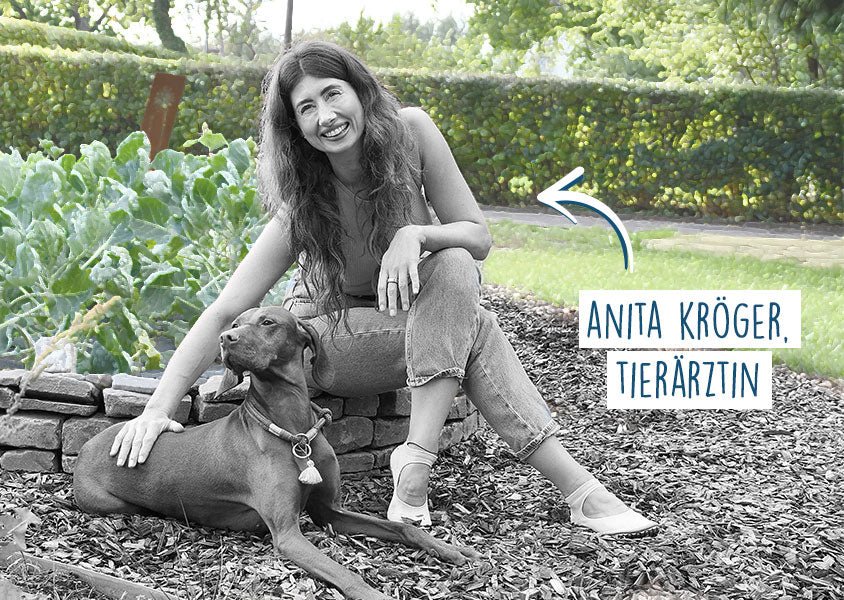 Anita Kröger, vétérinaire qui participe aux recettes Fidelis, avec son chien